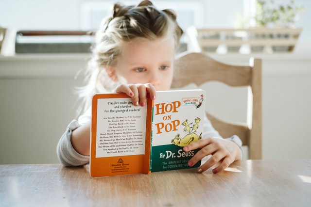 Mês do Livro Infantil: 5 livros infantis para se aprender inglês